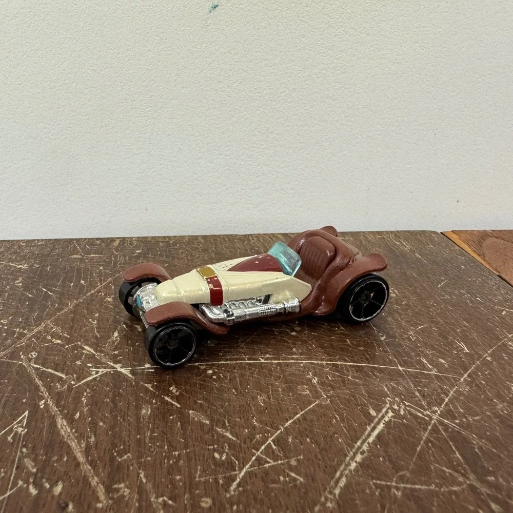 Hot Wheels Star Wars Obi-Wan Kenobi Roadster 2014‎ Diecast Car CLR67